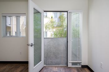 Pearl Studios | Interior